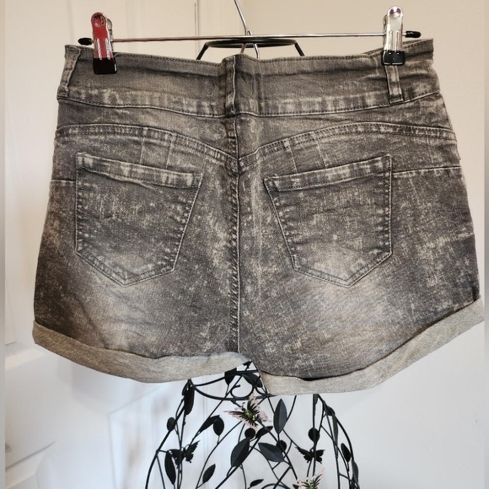 Hi-rise denim distressed mini‎ shorts - Picture 2 of 2